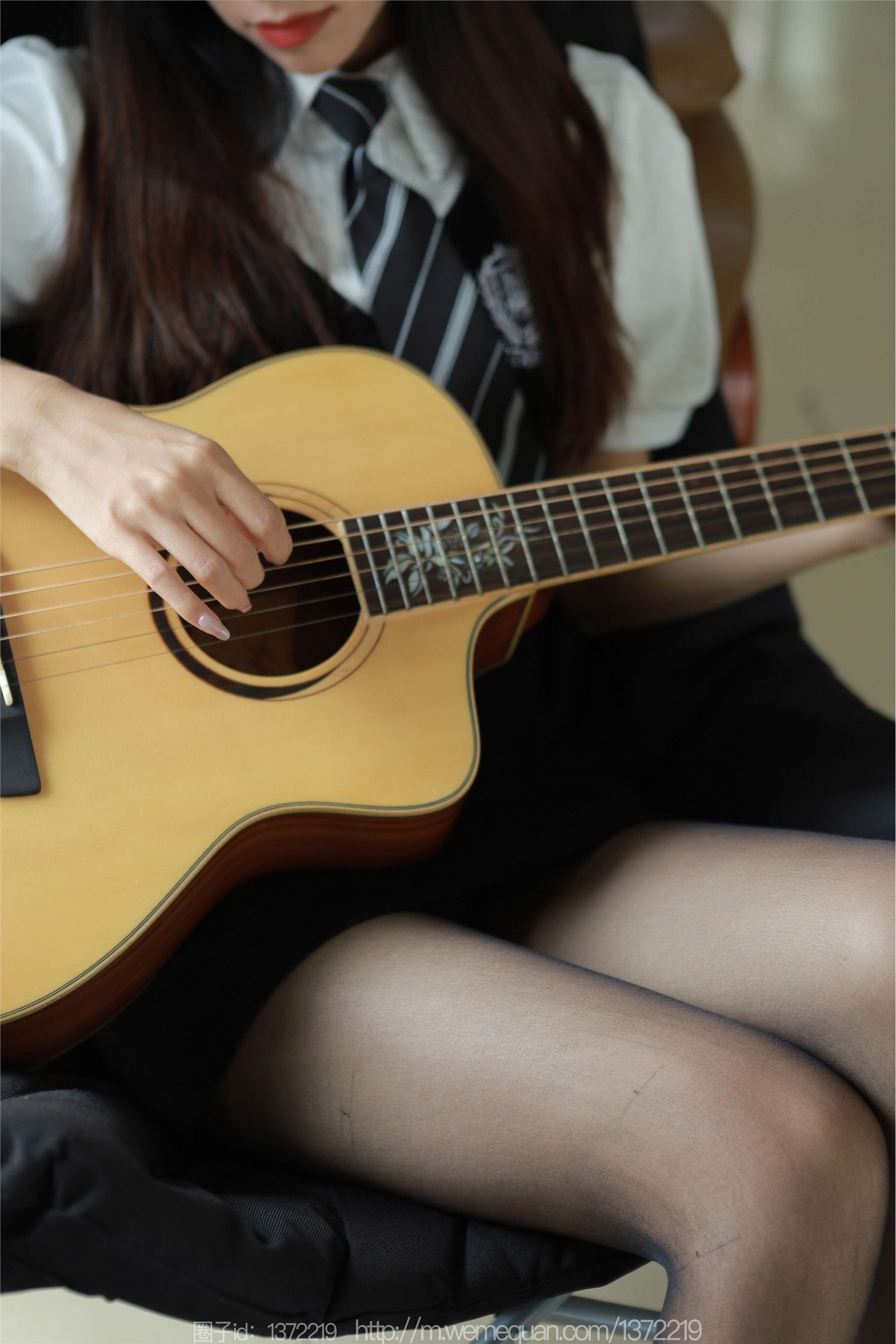 IESS异思趣向  2023.07.09 丝享家 1475 美子《弹弹吉他》